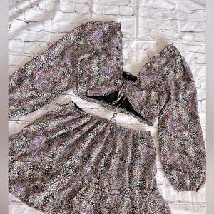 Storia cute long sleeve crop top NWT